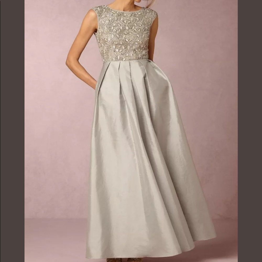 NWT BHLDN X Aidan Mattox Silver Sansa Dress Size 4 Z550-14